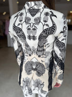 Load image into Gallery viewer, LEANDRO LACE TRIM BLAZER - IMPERIAL
