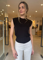 Load image into Gallery viewer, JORDI KNIT TOP - BLACK
