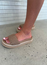 Load image into Gallery viewer, AVALINE SANDAL - CASHEW
