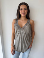 Load image into Gallery viewer, LACE CAMI * MUD
