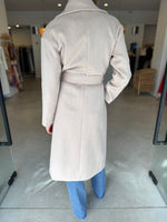 Load image into Gallery viewer, STATEMENT COAT
