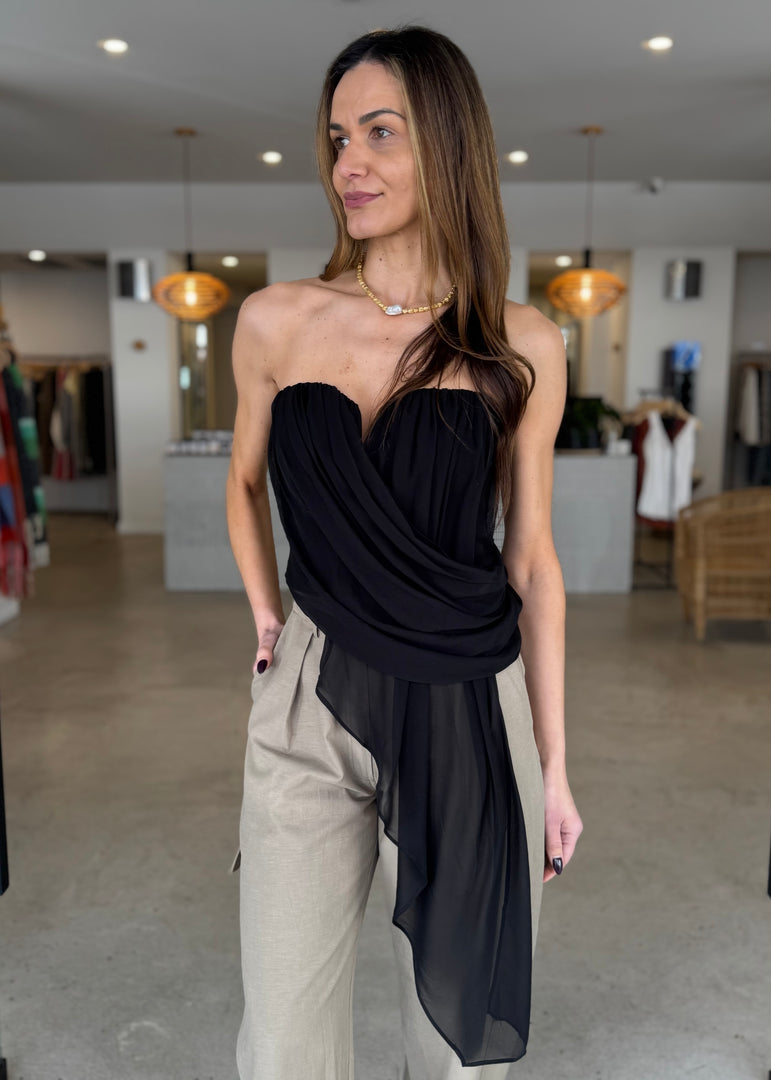 AMIAH DRAPE TOP