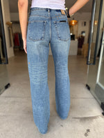 Load image into Gallery viewer, LOW RIDER JEAN - TEXAS BLUE
