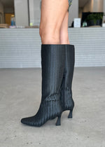 Load image into Gallery viewer, WHISTLER BOOT BLACK WEAVE
