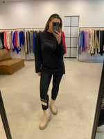 Load image into Gallery viewer, SIDEOUT LS TOP BLACK

