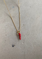 CORNO & INITIAL NECKLACE - RED