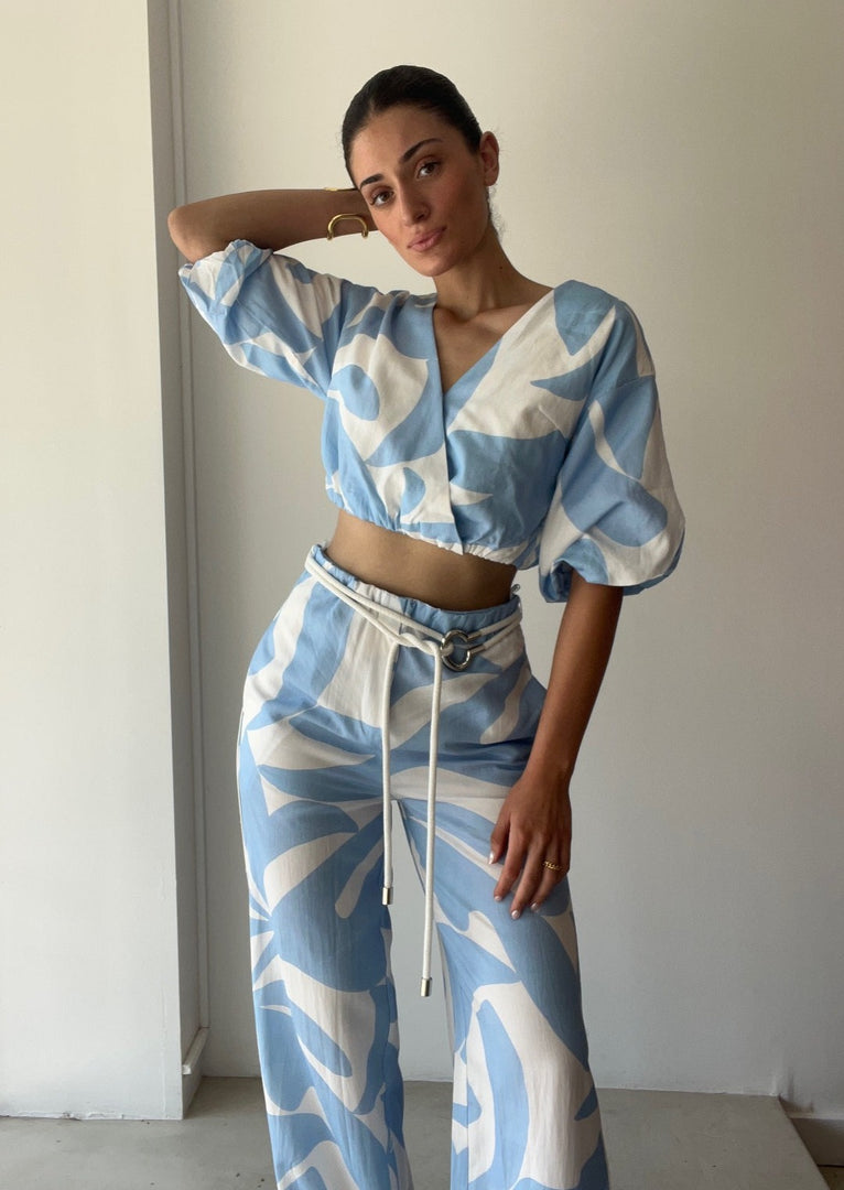 SURREAL TOP