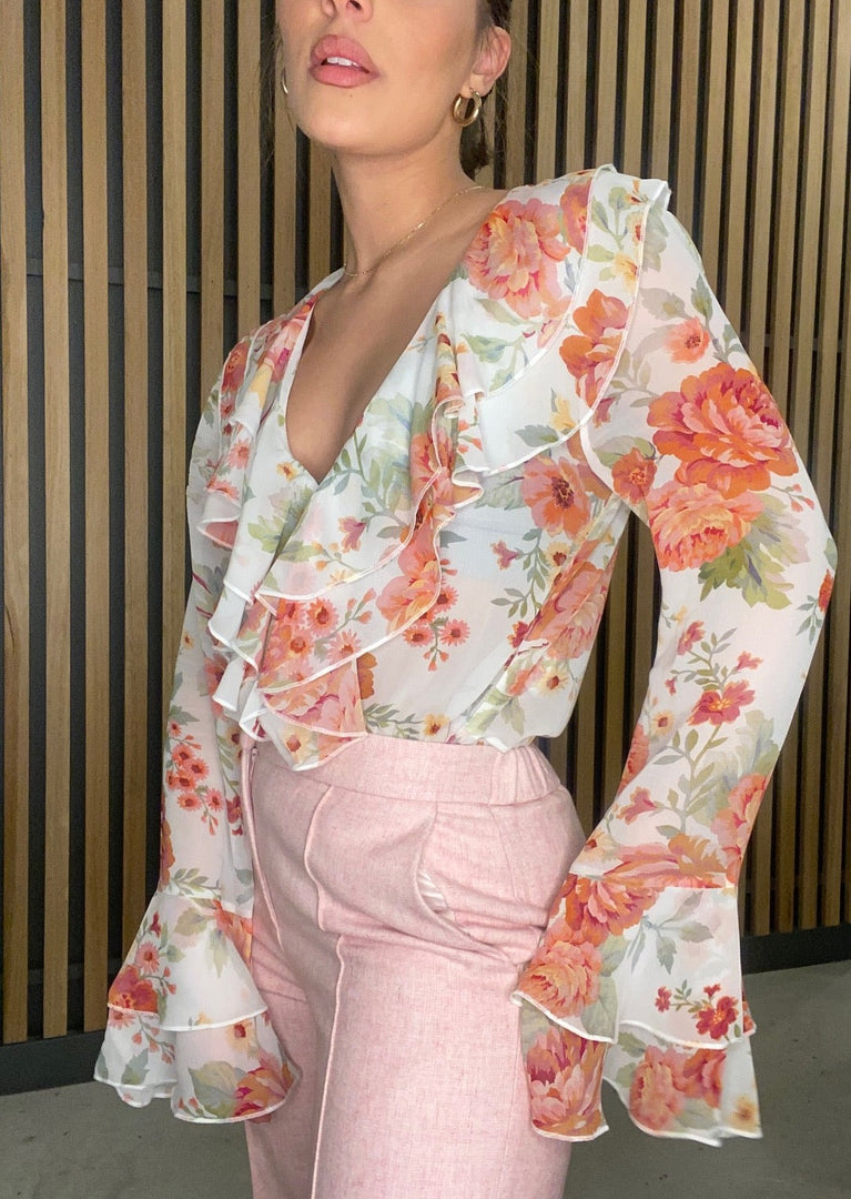 SIENNA RUFFLE BLOUSE