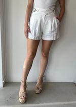 Load image into Gallery viewer, EUGENE LINEN SHORT - WHITE
