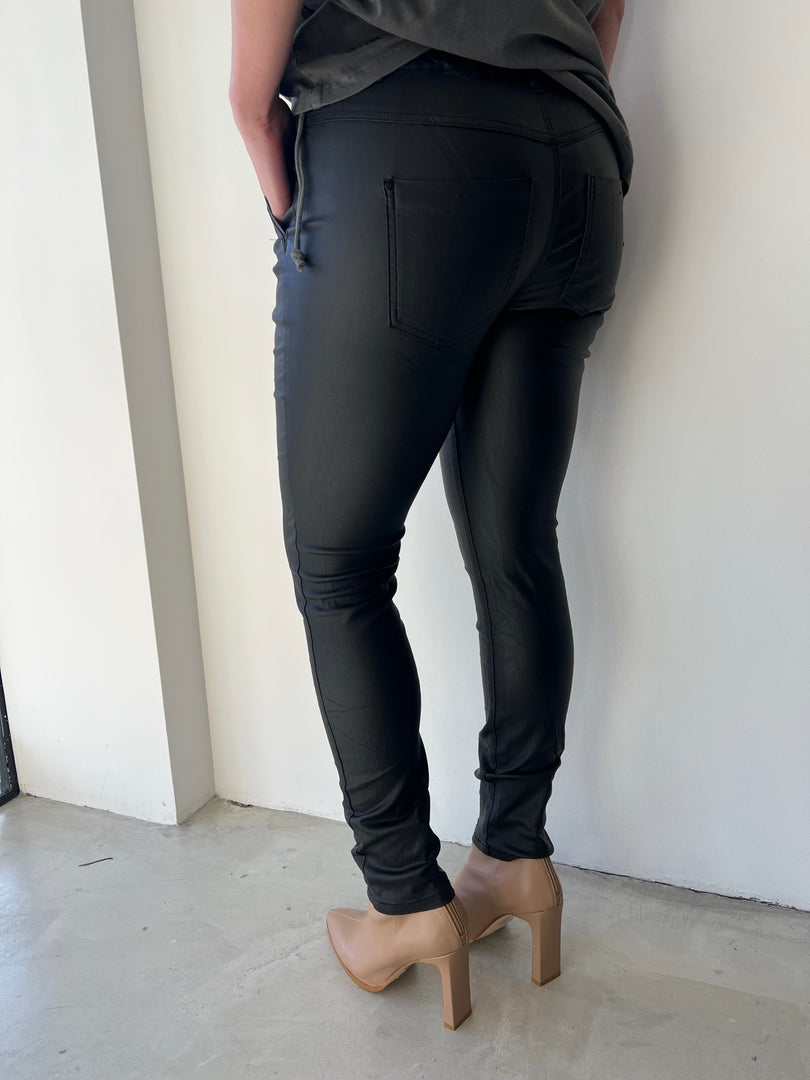JENNA JEAN - BLACK