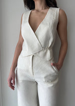 Load image into Gallery viewer, LOU PINSTRIPE VEST

