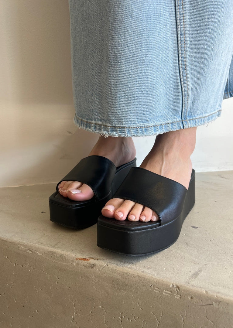 MILLIE PLATFORM SLIDE