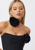 Load image into Gallery viewer, ROSETTE CHOCKER - BLACK
