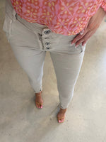 Load image into Gallery viewer, ITALIAN BUTTON JEANS - BEIGE
