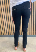 Load image into Gallery viewer, ITALIAN BUTTON JEANS - BLACK
