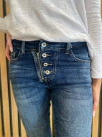 Load image into Gallery viewer, ITALIAN BUTTON JEANS - WASH DENIM
